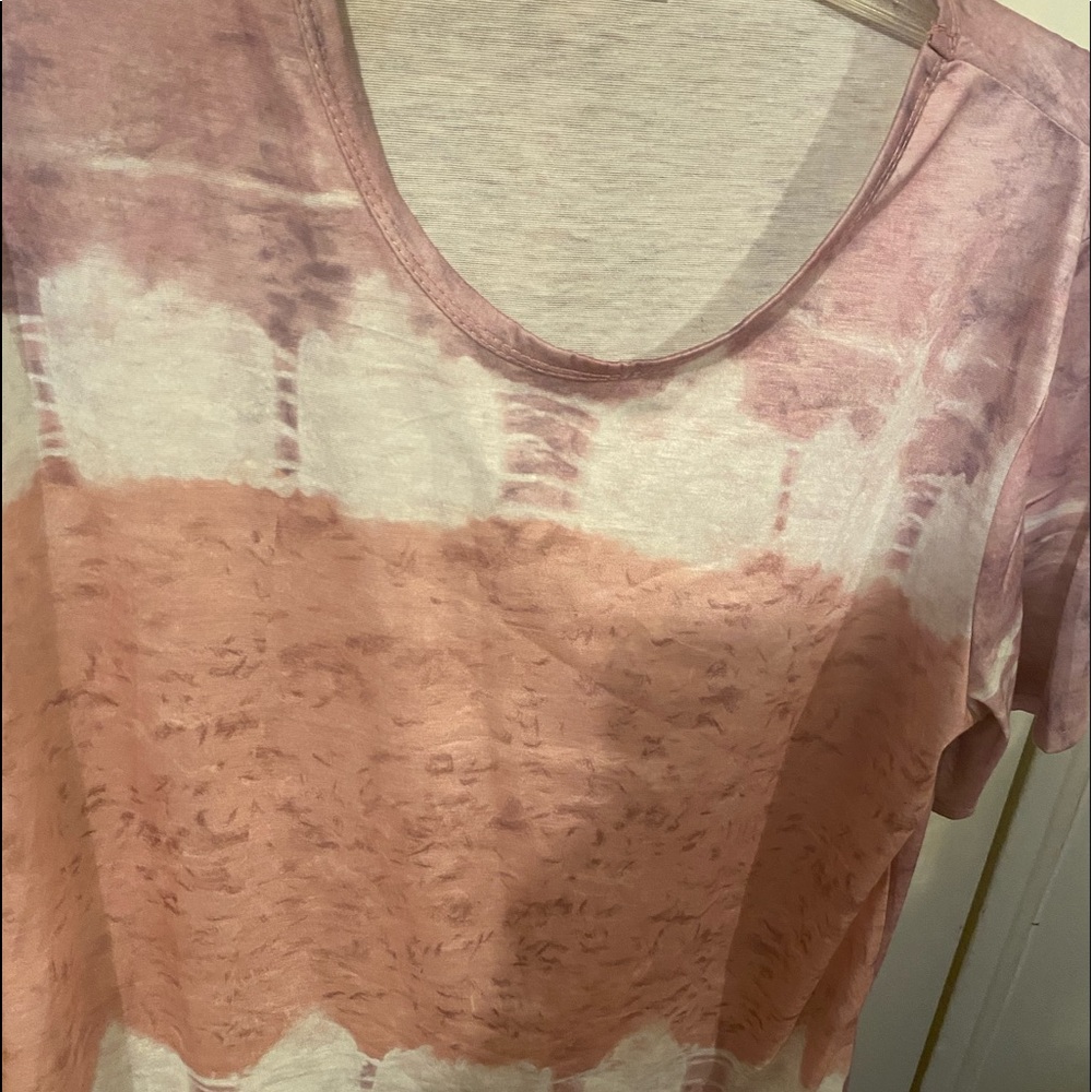 Women’s shirt